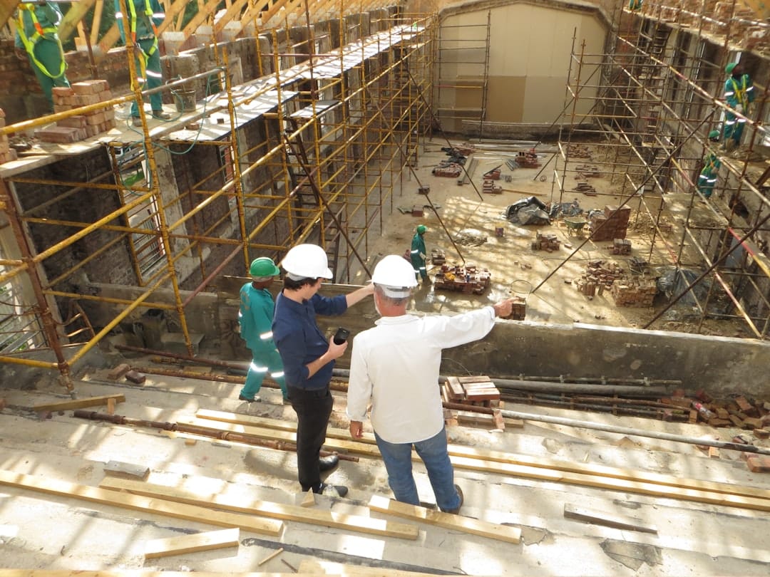 Van schets tot constructie: hoe een gebouw werkelijkheid wordt